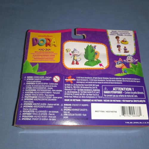 Dora Swipe and Surprise Adventure Pack new miniature toy