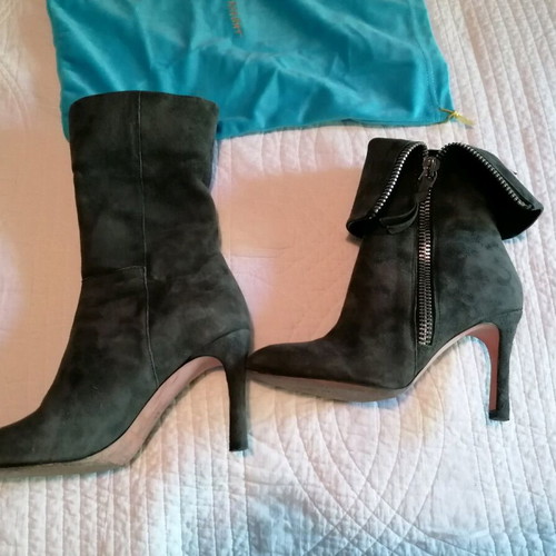 Suede boots Jean Michel Cazabat gray like new, size 37