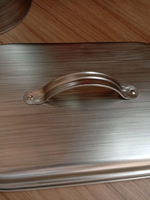 Bread box like new
