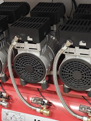 Toros Silent Oil-Free Αεροσυμπιεστής 100Lt 3HP σαν καινούργιος