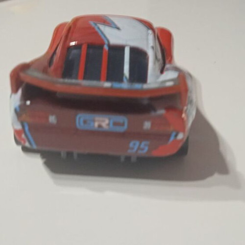 Cars Lightning McQueen metal toy car like new, collectible