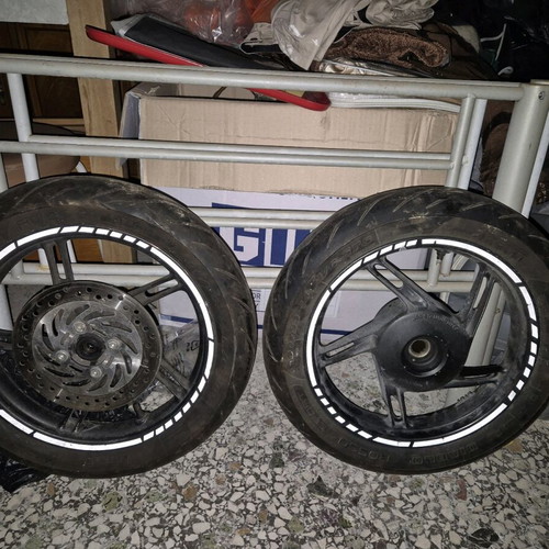 PCX 2010-2015 rims with tires used, tires from 2021