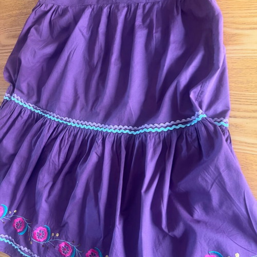 Vintage purple ethnic skirt with embroidered flowers size L like new