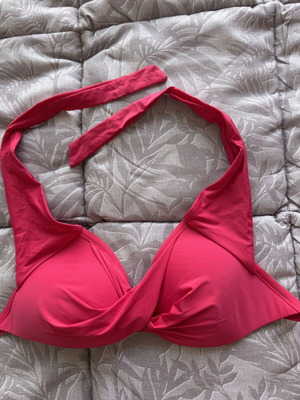 Primark two-piece bikini like new, size M, fuchsia top and white bottom