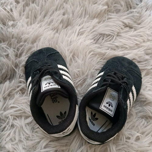 Adidas N20 baby shoes like new