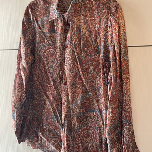 Silk shirt like new, multicolor, sizes M to XL