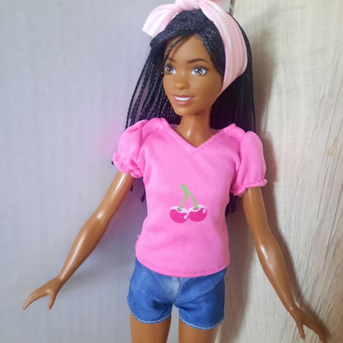 Barbie Brooklyn Roberts doll Big City Big Dreams like new