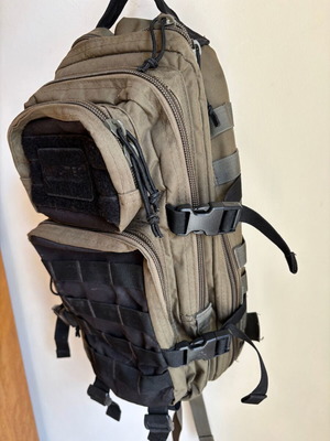 Mil-Tec Assault Backpack σακίδιο πλάτης 20L λαδί/μαύρο σαν καινούργιο