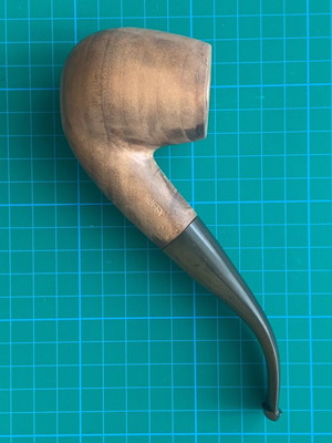 Ruffy pipe made of smooth wood like new
