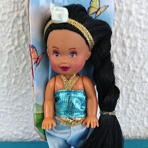 Set of vintage Disney dolls Jasmine and Ariel new