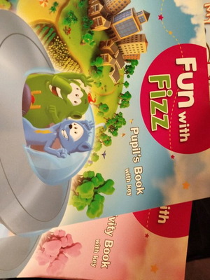 Fun with Fizz Junior B' teacher's pack like new