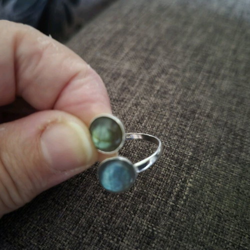 Silver 925 ring with labradorites new