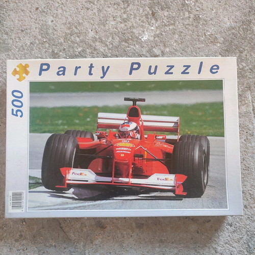 Puzzle used 500 pieces with Formula 1 theme