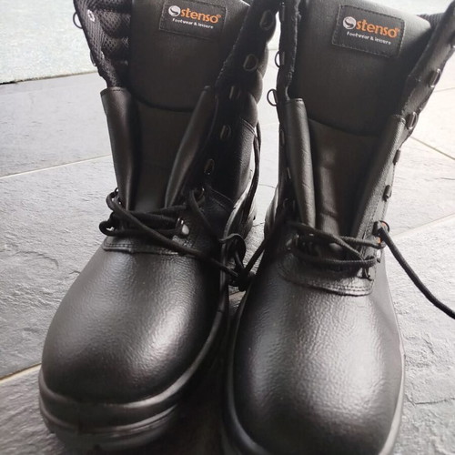 Stenso Safety Boots Size 46 New With Steel Toe