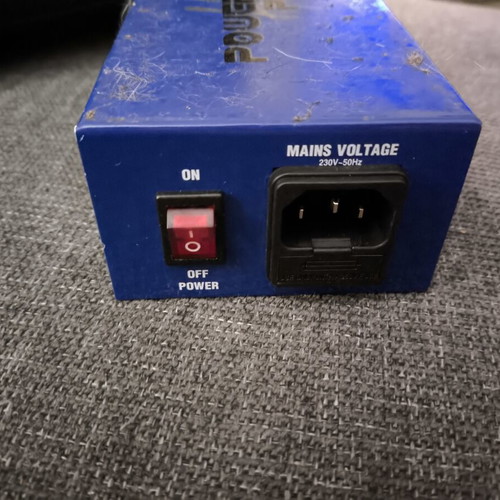 Harley Benton Powerplant pedal power supply