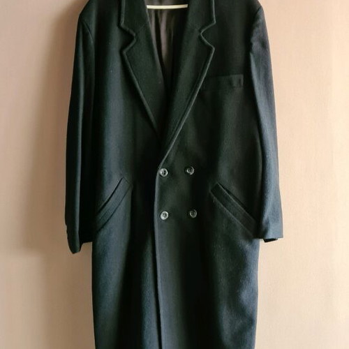 Foreign men's coat like new, black, size L