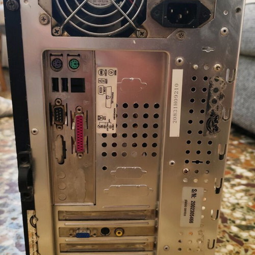 Pc Intel Desktop Board D850GB used