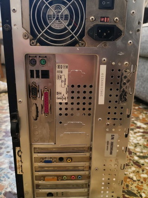 Pc Intel Desktop Board D850GB used