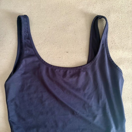Shein dark blue top, size M, gym suitable