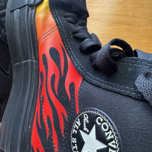 Converse Chuck Taylor All Star Cruise Flames sneakers size 39 like new