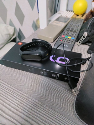 Xiaomi band 6