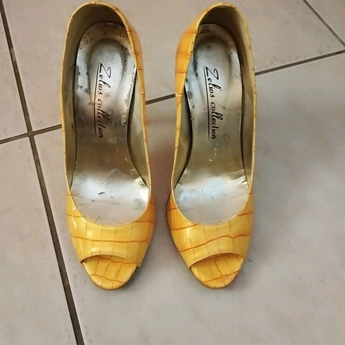 Zelios Collection peep toe heels like new, yellow with orange details, size 36