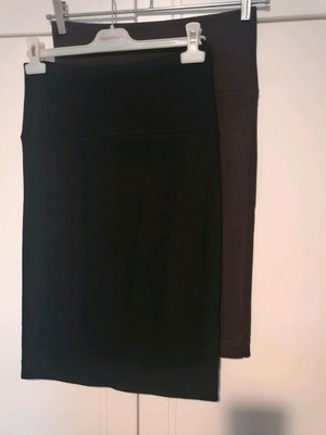 Φούστες βαμβακερές μεταχειρισμένες, μάρκας F&D, μέγεθος M-L, μαύρη και καφέ