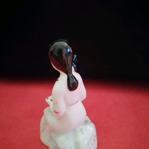 Porcelain figurine Chinese traditional glossy finish like new