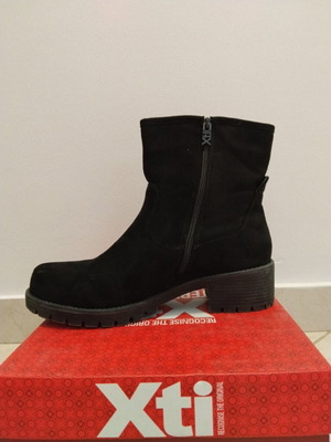 Xti women's suede ankle boots size 41 new black