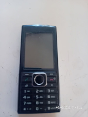 Sony Ericsson J 108 i mobile phone used for parts
