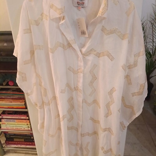 Beach kaftan, white and gold