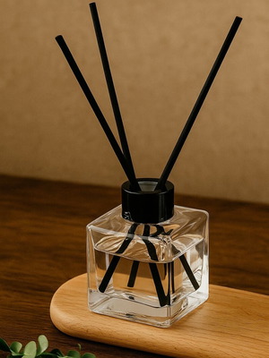 Aromatic room diffuser with sticks 100ml new