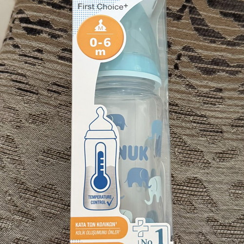 NUK First Choice+ Glass Baby Bottle 240ml new, 0-6 months