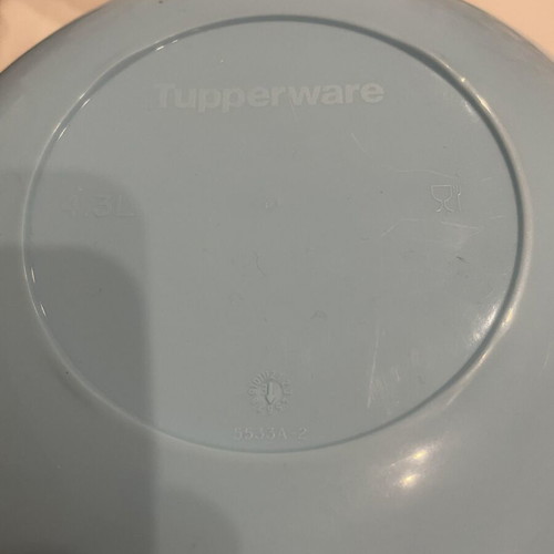 Tupperware set of two containers, blue 4.3L and white Magic Bowl