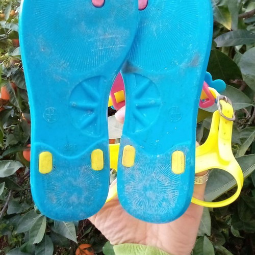 Jelly shoes for girls used, size 30, multicolor sandals