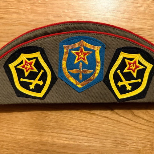 Collectible Soviet military pilotka 1981 like new with authentic medals