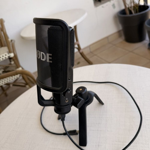 Rode NT-USB condenser microphone like new