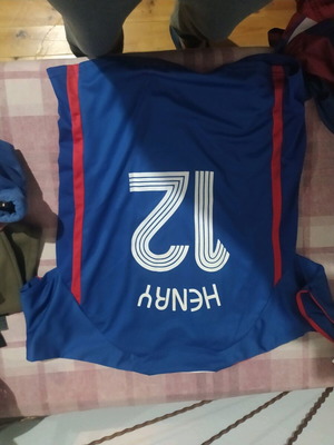 Football jerseys used, replica Barcelona and France national team