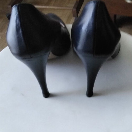 J.Bournazos blue leather pumps used, size 38
