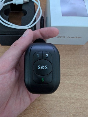 GPS Tracker for Children and Elderly IP67 like new