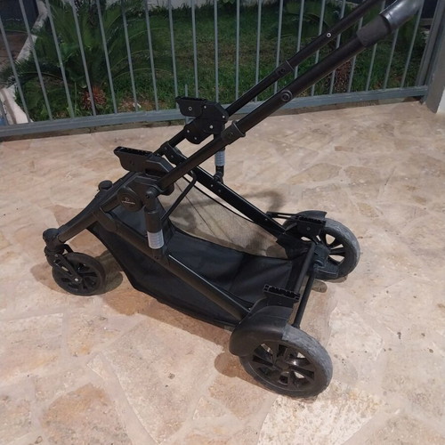 Motherbaby twin stroller 3 in 1 like new