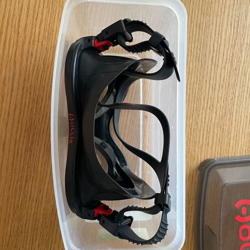 Hollis M3 diving mask like new