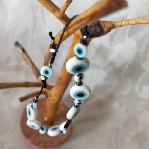 Handmade bracelet with eye beads and adjustable clasp, new