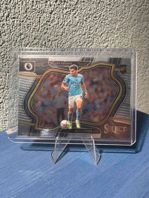 Julian Alvarez Field Level Base RC Panini Select 2022/23 σαν καινούργιο