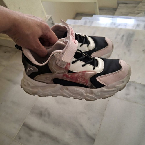 Fila athletic shoes used size 35