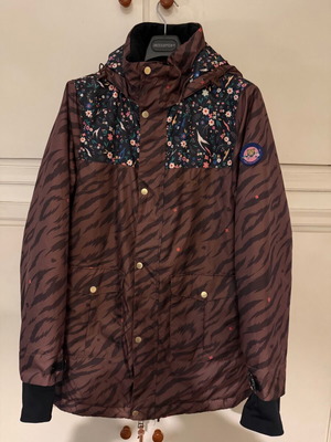 Femi Stories Ski Jacket Like New, Brown with Multicolor Animal/Flower Print