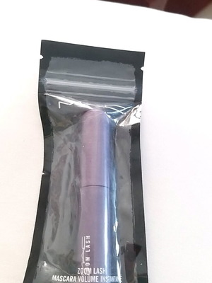 Mac Zoom Lash mascara new for volume