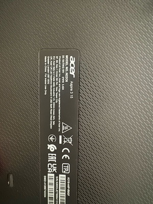 Laptop Acer Aspire 3 A315-44P-R8GF καινούργιο με τσάντα και ποντίκι