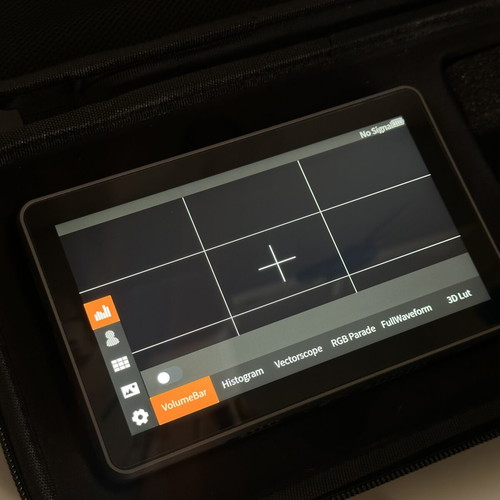 Viltrox DC-X2 Camera Monitor 6 inch, like new