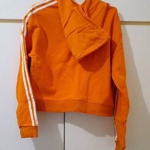 Adidas Originals cropped sweatshirt like new, red and orange, size L